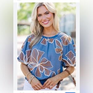 Voy Embroidered Floral Blue Women's Top Styled in Stems Medium
